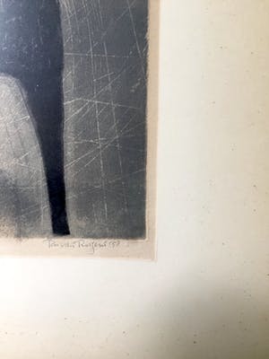 Ru van Rossem - Two figures watching helicopter - Houtsnede, Ingelijst kopen? Bied vanaf 99!