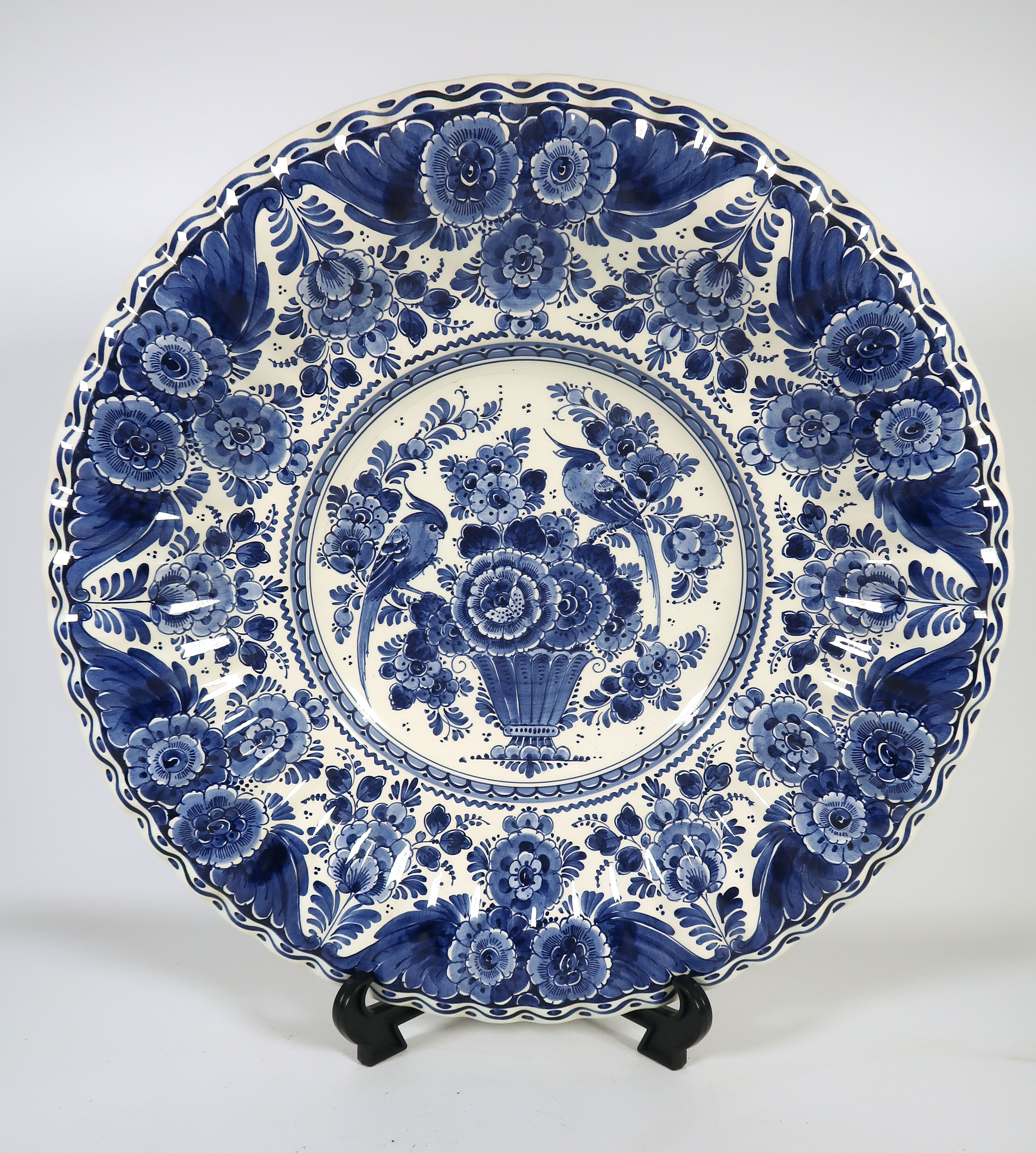 Keramiekfabriek Velsen - Aardewerk, Sierbord verkocht voor € 1!