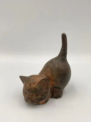 Brons (Onbekend) - Spelend katje kopen? Bied vanaf 50!