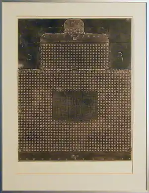 Enric Adsera Riba - diepdruk / aquatint - 'Miles de forats' INGELIJST - 5B verkocht voor € 137!