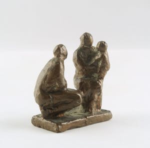 Han Wezelaar - Brons, Zittend gezin kopen? Bied vanaf 70!