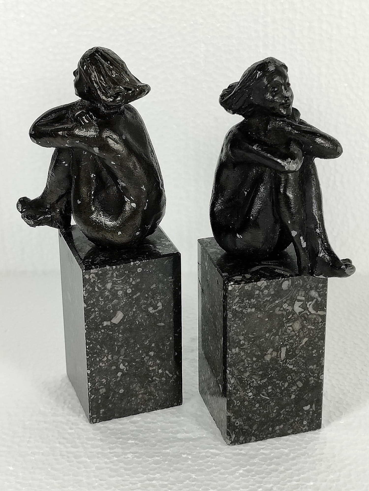 Niet of onleesbaar gesigneerd - A beautiful bronze statue of Dreamer kopen? Bied vanaf 1!