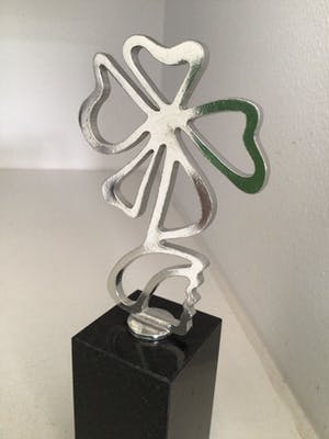 Corry Ammerlaan - Sculptuur “ MEER DAN GELUK ! “ kopen? Bied vanaf 1!