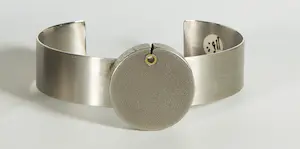 Menno Meijer - Lot van vijf armbanden van roestvrijstaal en messing kopen? Bied vanaf 50!