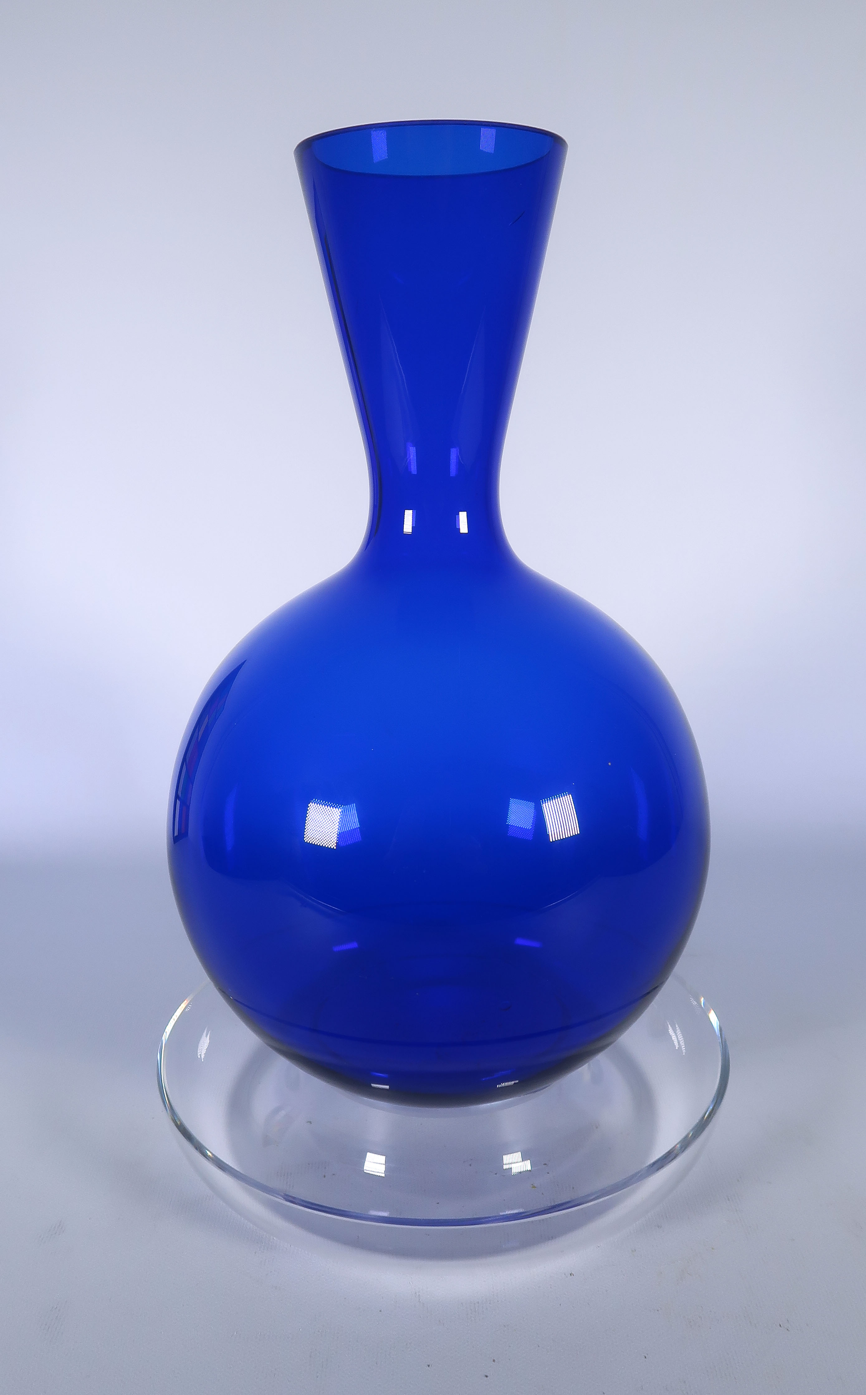 Novosad & Syn - Glas, Fles op losse voet verkocht voor € 1!