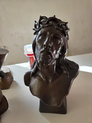AcheterRichard Aurili - Borstbeeld Jesus? Enchérissez de 200!