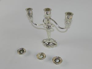 Curiosa - 2- armige verchroomde kandelaar kopen? Bied vanaf 1!