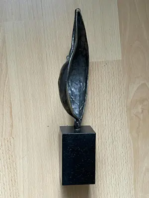 Corry Ammerlaan - Verbronsde Sculptuur Corry Ammerlaan “Een nieuw begin” kaufen? Bieten Sie von 65!