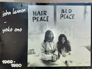 John Lennon - Map Stichting John Lennon Nederland - 13 prenten verkauft für € 105!