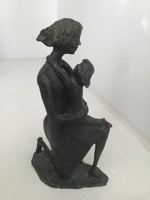 Corry Ammerlaan - Sculptuur “ Moeder en kind “ kopen? Bied vanaf 35!
