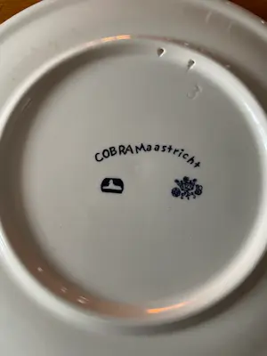 Toine Corstjens - Twee heel mooie borden , in heel goede staat kopen? Bied vanaf 150!