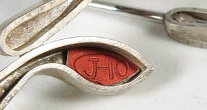 Jantine Koeze - Zilveren oorstekers kopen? Bied vanaf 1!