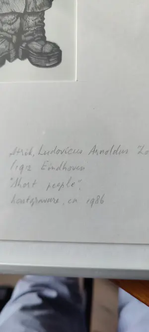 Lou Strik - Short people kaufen? Bieten Sie von 25!