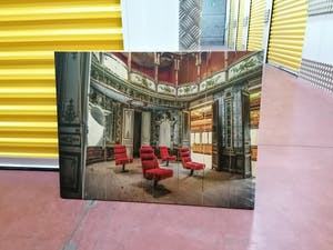 Niet of onleesbaar gesigneerd - "Château Pavarotti" op vurenhout kopen? Bied vanaf 1!