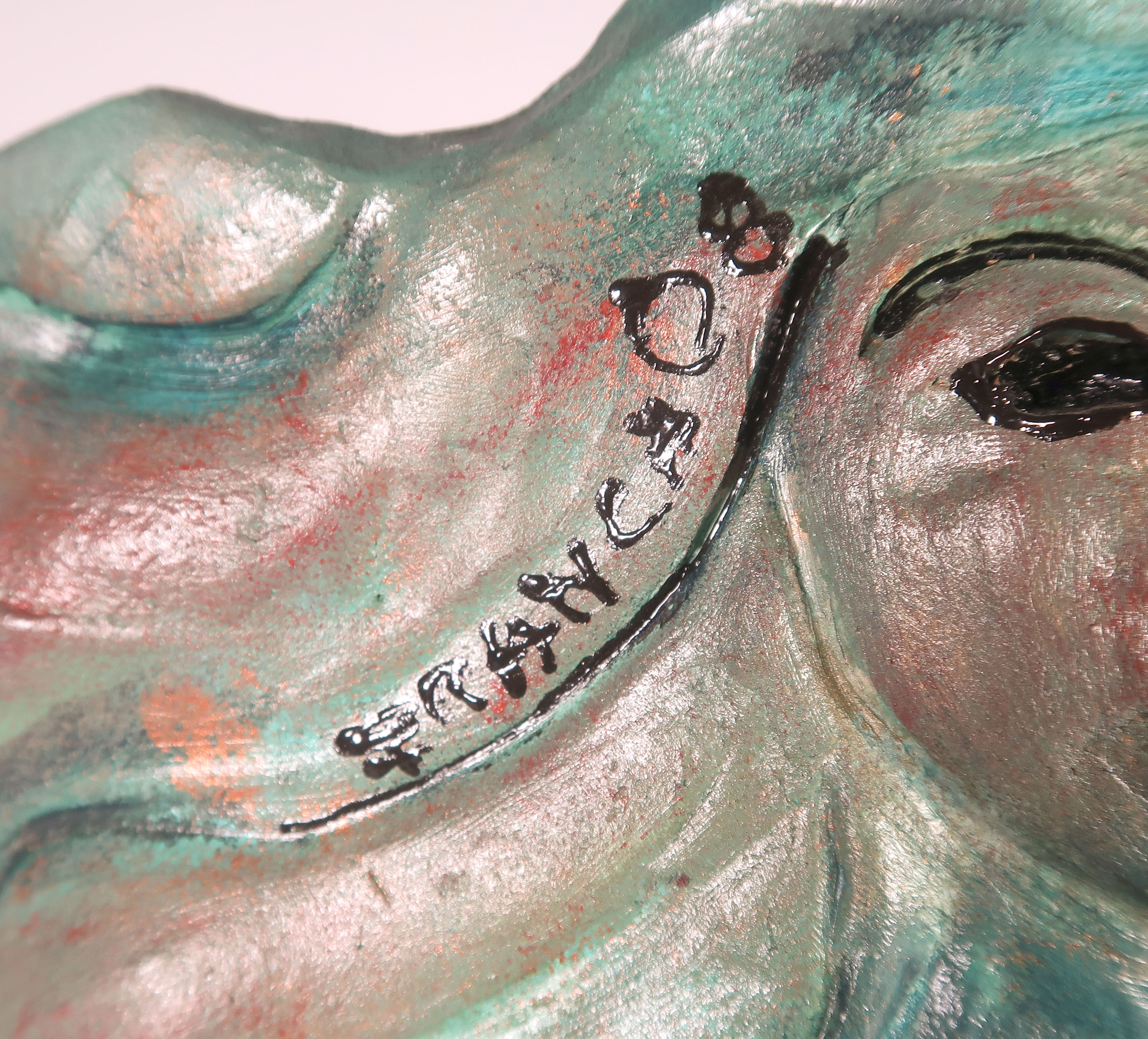 Franca Muller Jabusch - Beschilderd keramiek, Sculptuur met vrouw en vogel kopen? Bied vanaf 50!