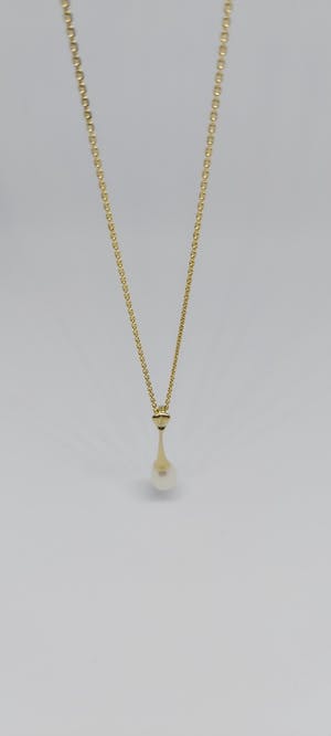 14k gouden collier met een zoetwater parel kopen? Bied vanaf 160!