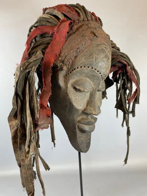 Chokwe - 220303 African mask from the Chokwe - Angola. kopen? Bied vanaf 45!