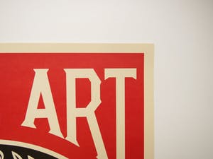 AcheterShepard Fairey - MAKE ART NOT WAR? Enchérissez de 40!