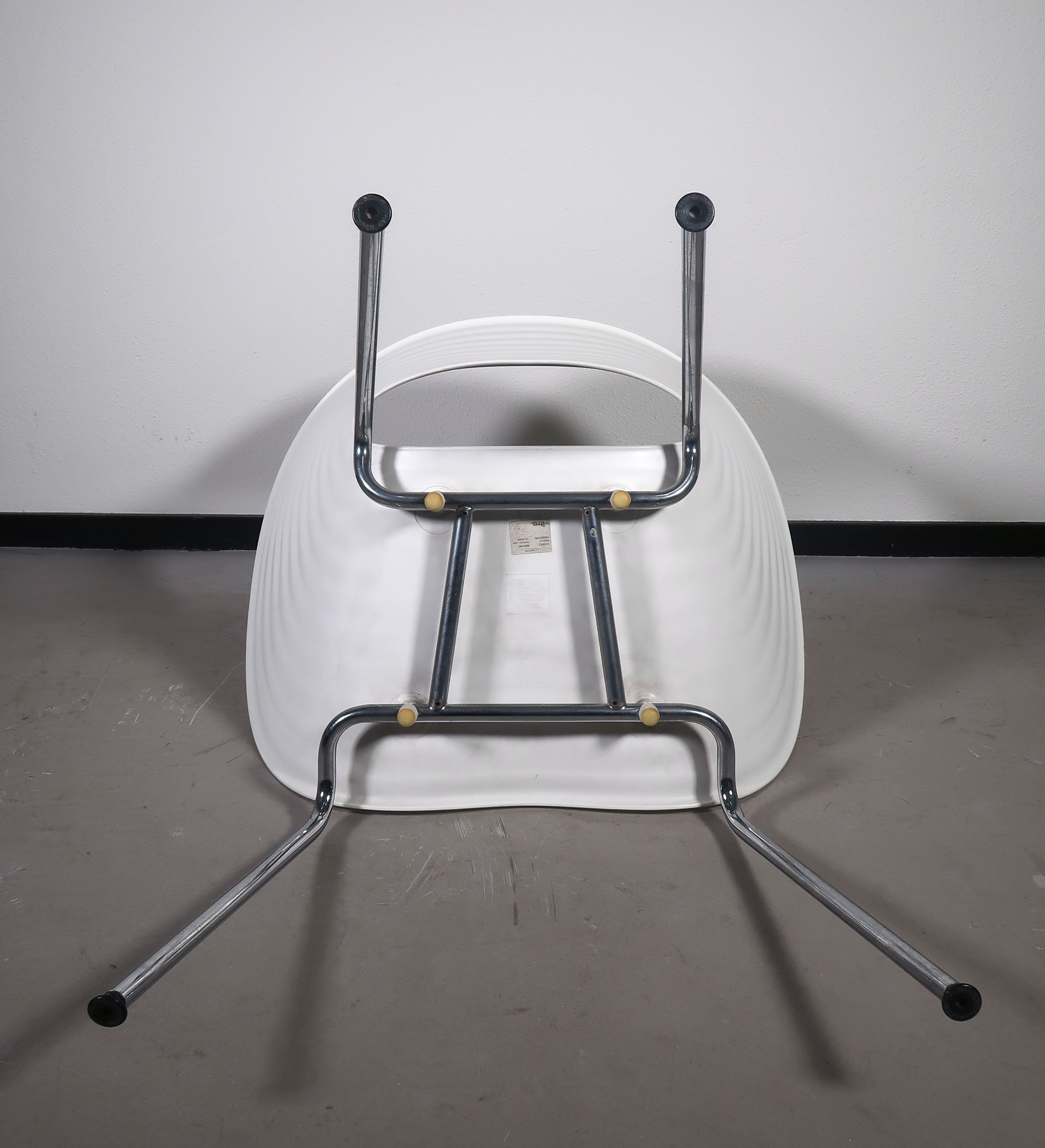 Ron Arad - Staal en polypropeen, Tom Vac stoel voor Vitra (meerdere exemplaren beschikbaar) kopen? Bied vanaf 40!