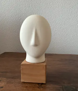 IKEA PS Vintage - Beeld van Ab Majid,, titel NÅGON ( Somebody) op sokkel kopen? Bied vanaf 25!