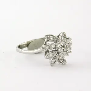 14k witgouden ring met briljant geslepen diamant tot. 0.15ct - ringmaat 16.5(52) kopen? Bied vanaf 250!