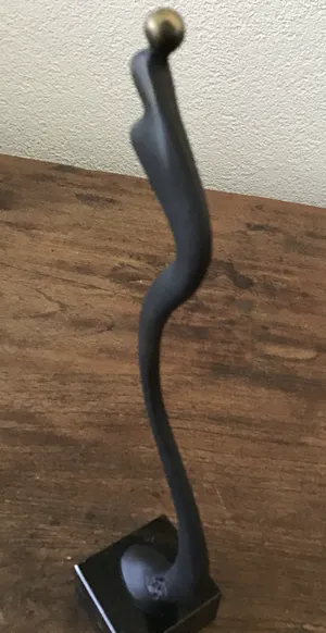 Corry Ammerlaan - Beeld op marmeren sokkel, Sanguin, gesigneerd kopen? Bied vanaf 25!