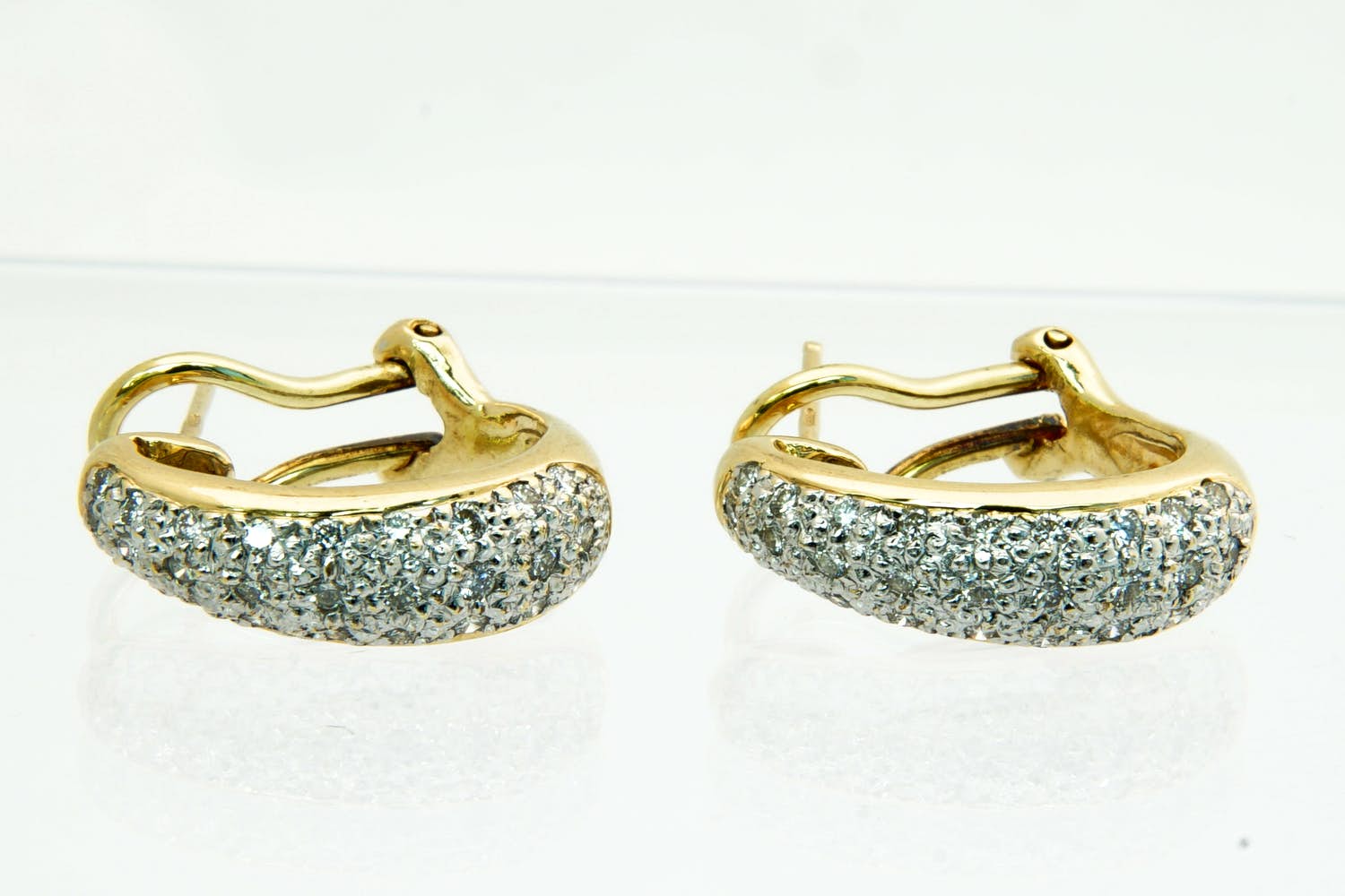 1122- Chique paar 14 krt geel goud & diamanten oorclips (ca.0.60ct) kopen? Bied vanaf 350!