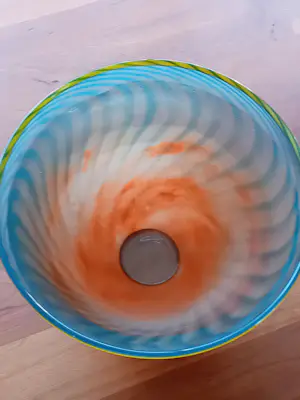 Kosta Boda - Gekleurd glazen schaal kopen? Bied vanaf 30!