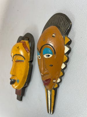 Yoruba - 2 African Yoruba passport masks - Nigeria. kopen? Bied vanaf 10!