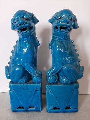 Niet of onleesbaar gesigneerd - 2 honden Chinese kopen? Bied vanaf 1!