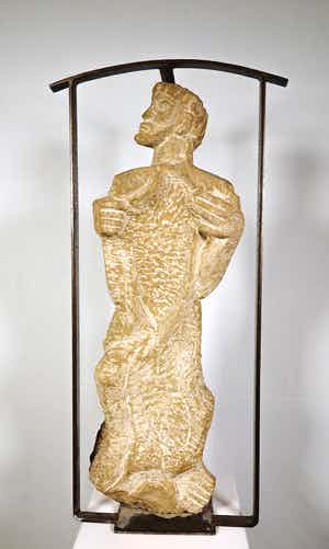 Henk van den Idsert - Groot gehouwen beeld in ijzeren frame verkocht voor € 300!