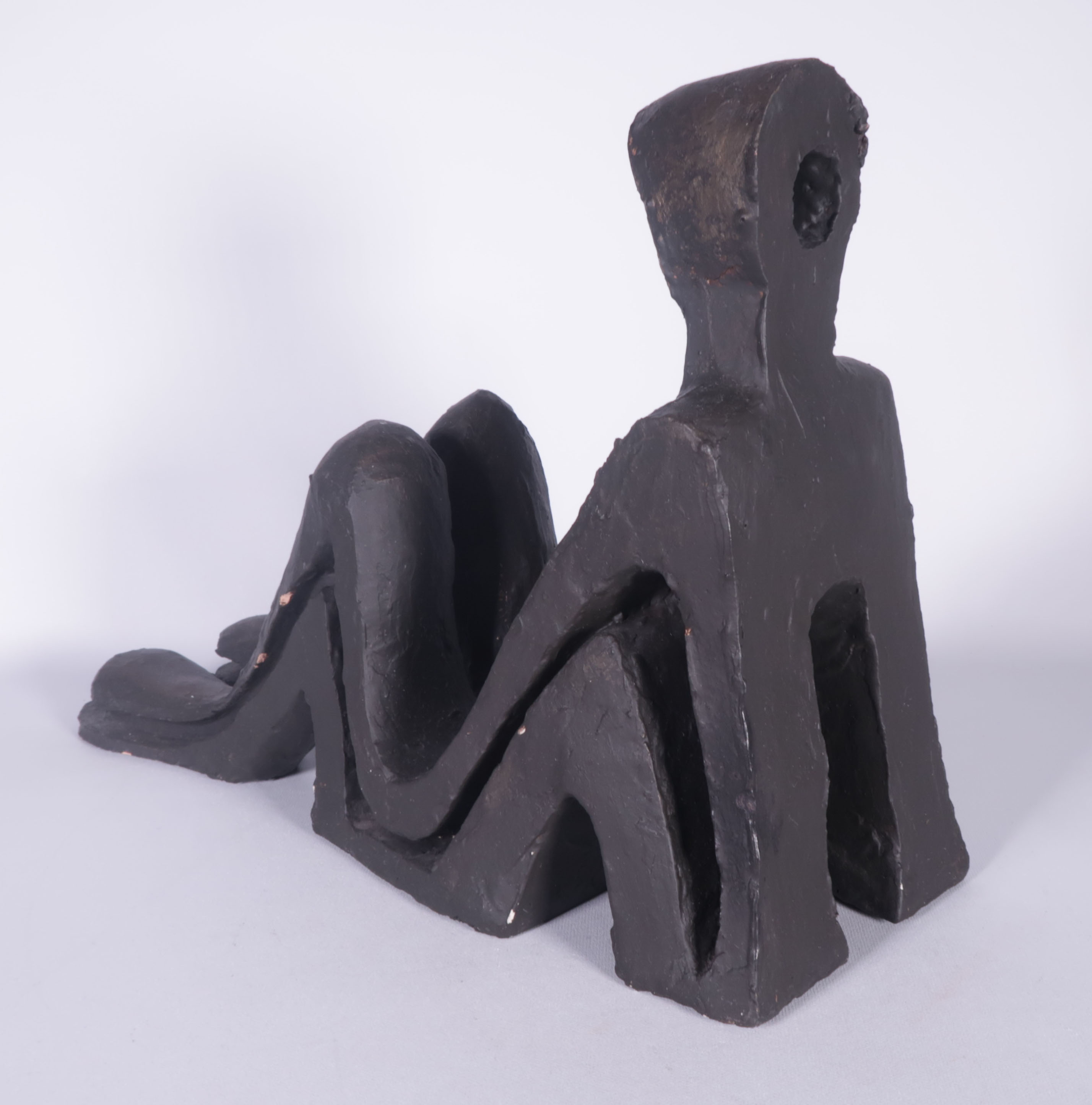 Toon Gielen - Beschilderd keramiek, Gestileerde zittende man kopen? Bied vanaf 1!