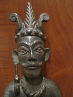 Nias - Adu Sihara Salawa ( zittende voorouder figuur ). kopen? Bied vanaf 30!