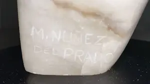 Marina Nuñez del Prado - Abstract beeld uit albast - prachtige licht doorlating - ruim 11 kg kopen? Bied vanaf 895!